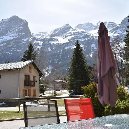 Familial Avec Parking Et Proche Des Pistes - Fr-1-464-201